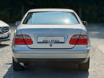 Mercedes CLK 200 - 4