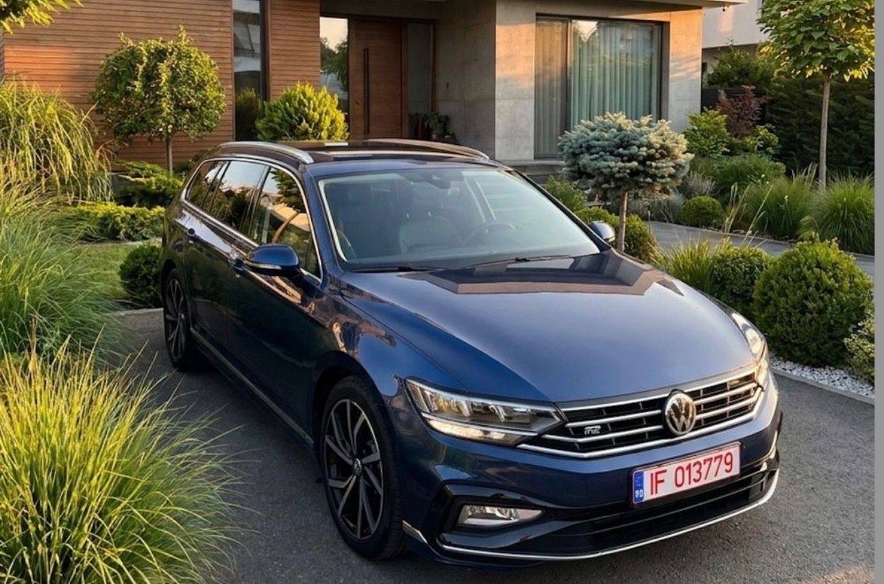 VW Passat 2.0 TDI SCR DSG R-Line R-Line