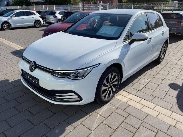 Volkswagen Golf VIII 2.0 TDI DSG ACTIVE NAVI LED Keyless AC