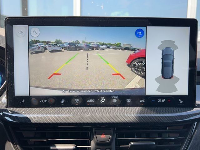 Fahrzeugabbildung Ford Focus Turnier ST-Line X PDC WinterPaket HUD