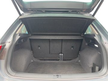 Volkswagen Tiguan - 8