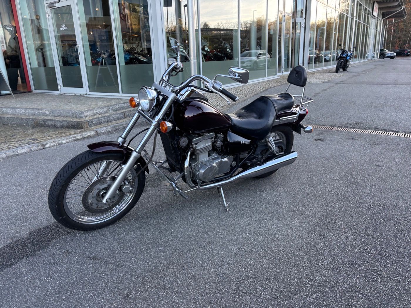 Fahrzeugabbildung Kawasaki EN 500 C