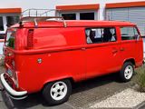 Volkswagen T2 - rote Volkswagen T2