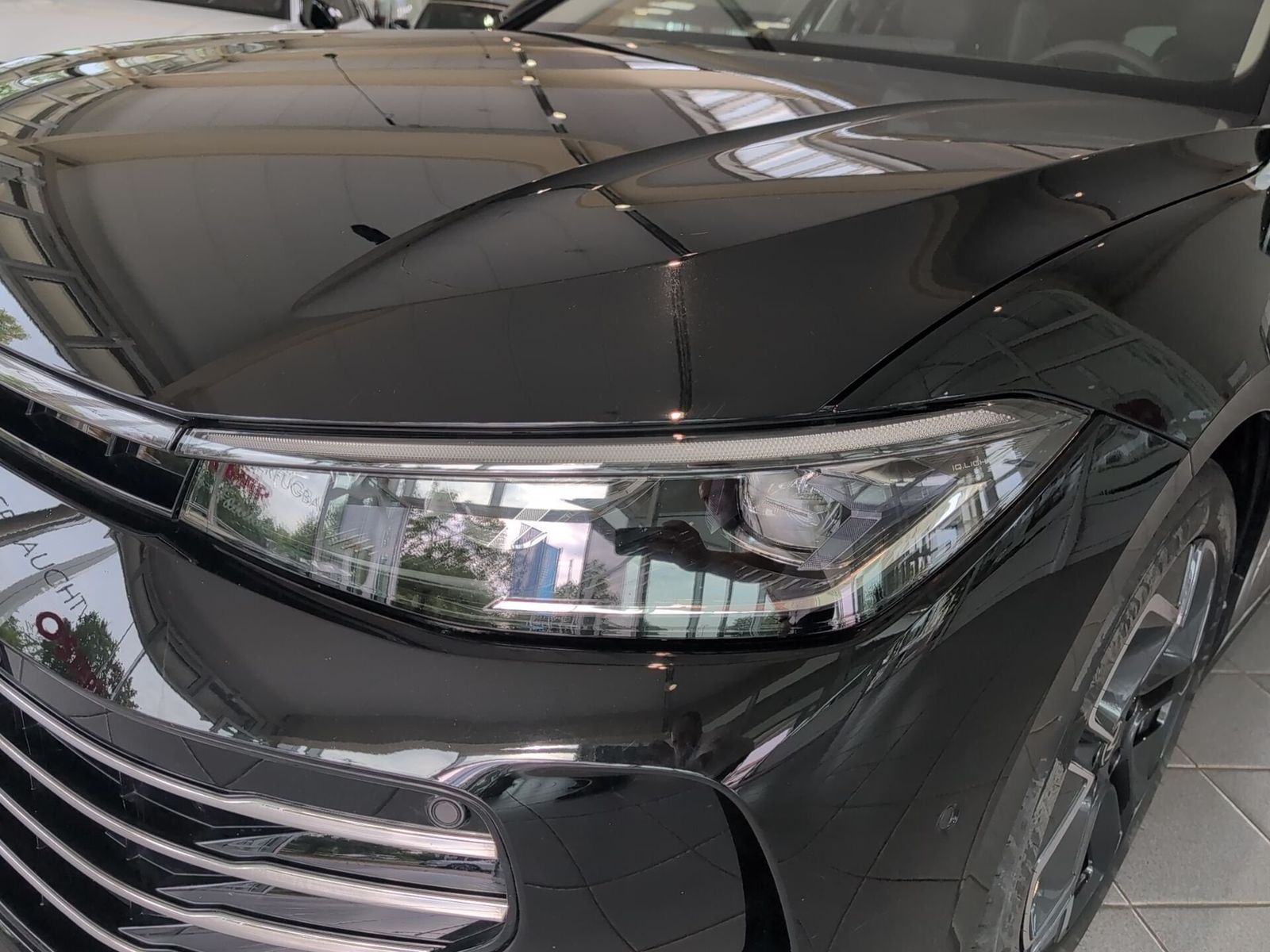 Volkswagen Passat Variant - Bild 6