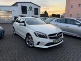 Mercedes-Benz A180 BE*NAVI*AUTO*LED*SHZ*PDC*TEMPOM. - Mercedes-Benz A 180 Gebrauchtwagen in Köln