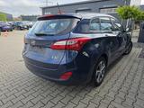 Hyundai i30 cw blue Trend*Kamera*Navi*Shz*Top* - Hyundai i30 N mit Diesel-Antrieb