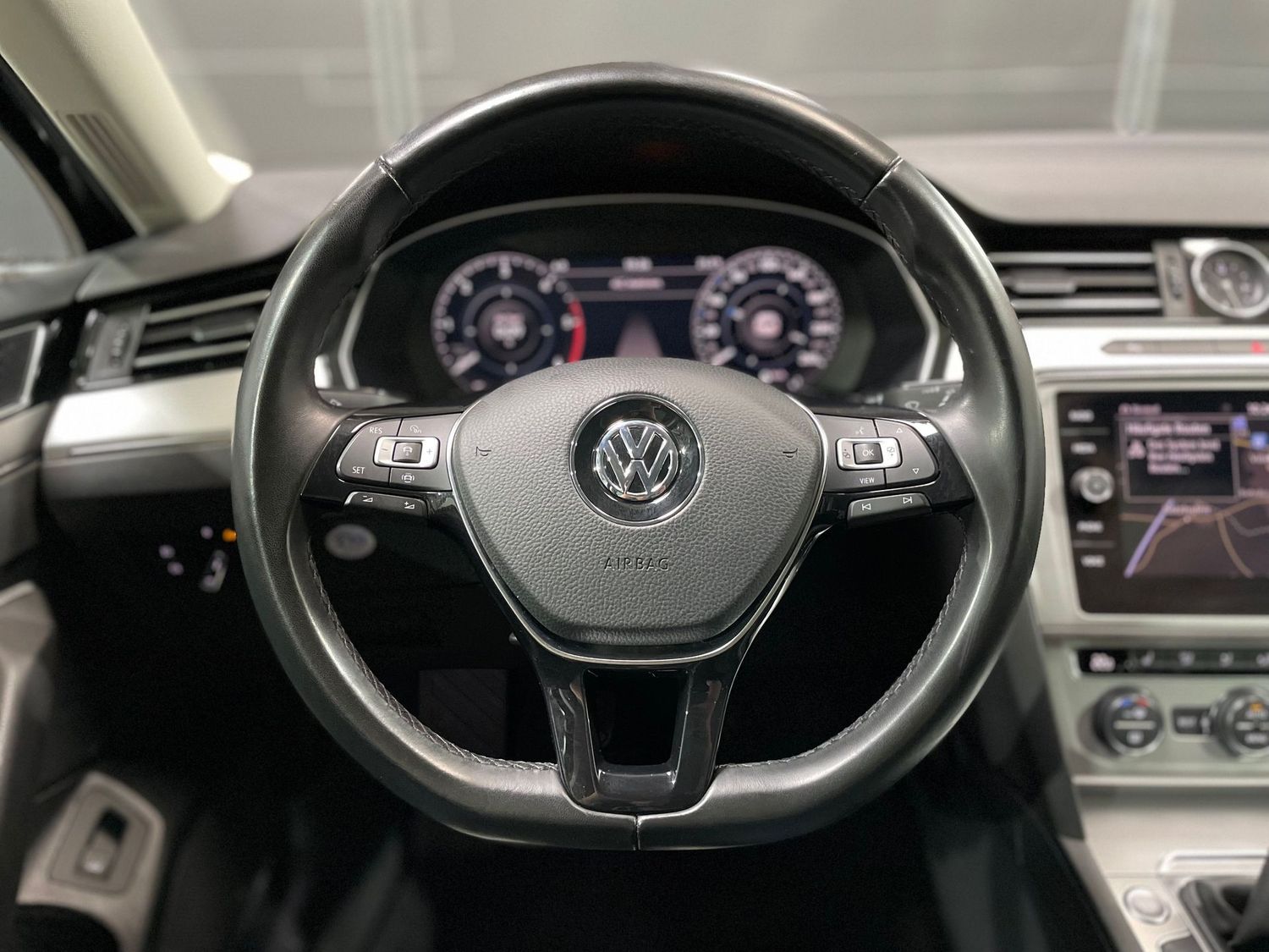 Fahrzeugabbildung Volkswagen Passat 2.0TDI Comfortline#LED#ACC##AHK#Kamera#Ca