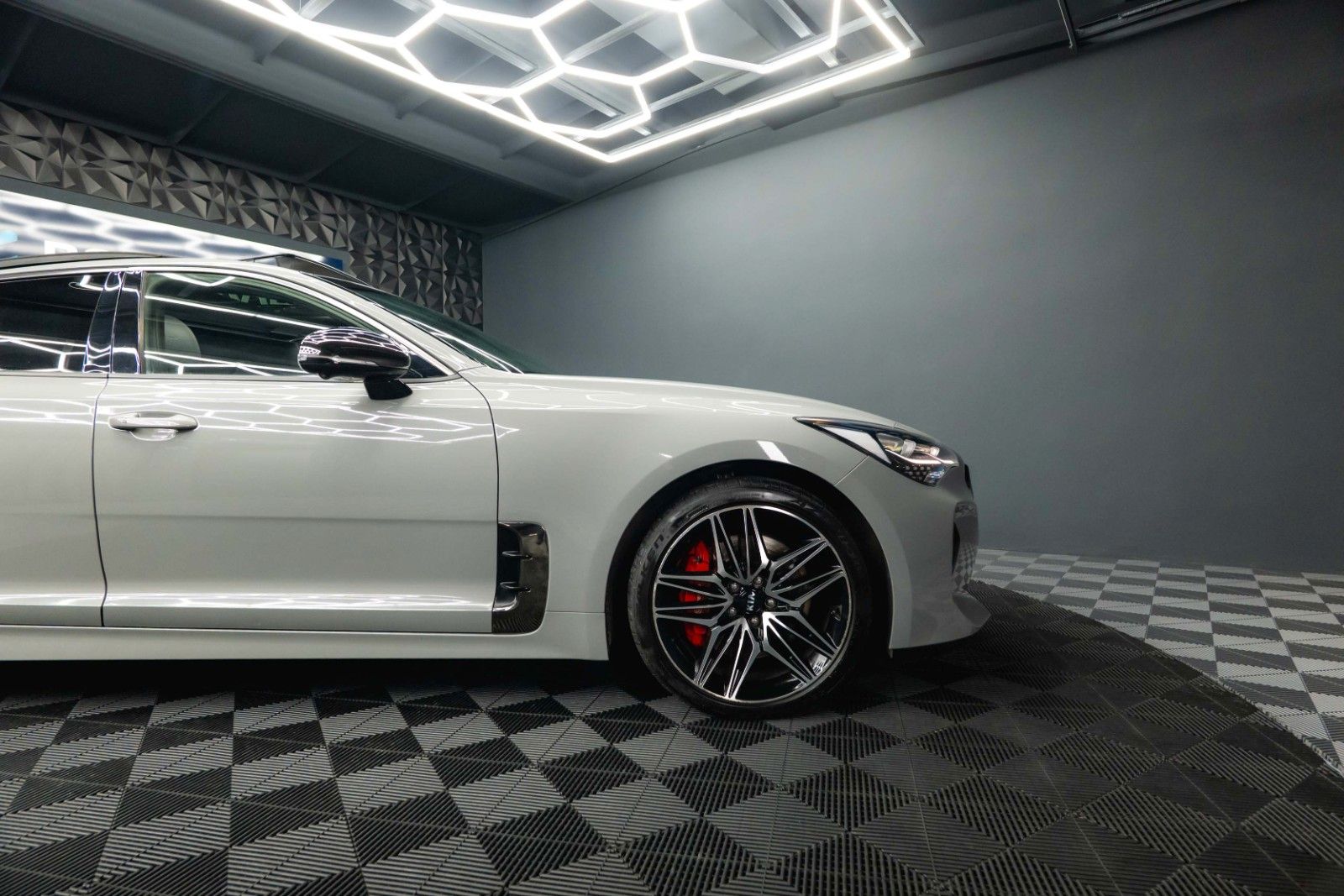 Fahrzeugabbildung Kia Stinger GT 4WD Performance | Pano | ACC | LED