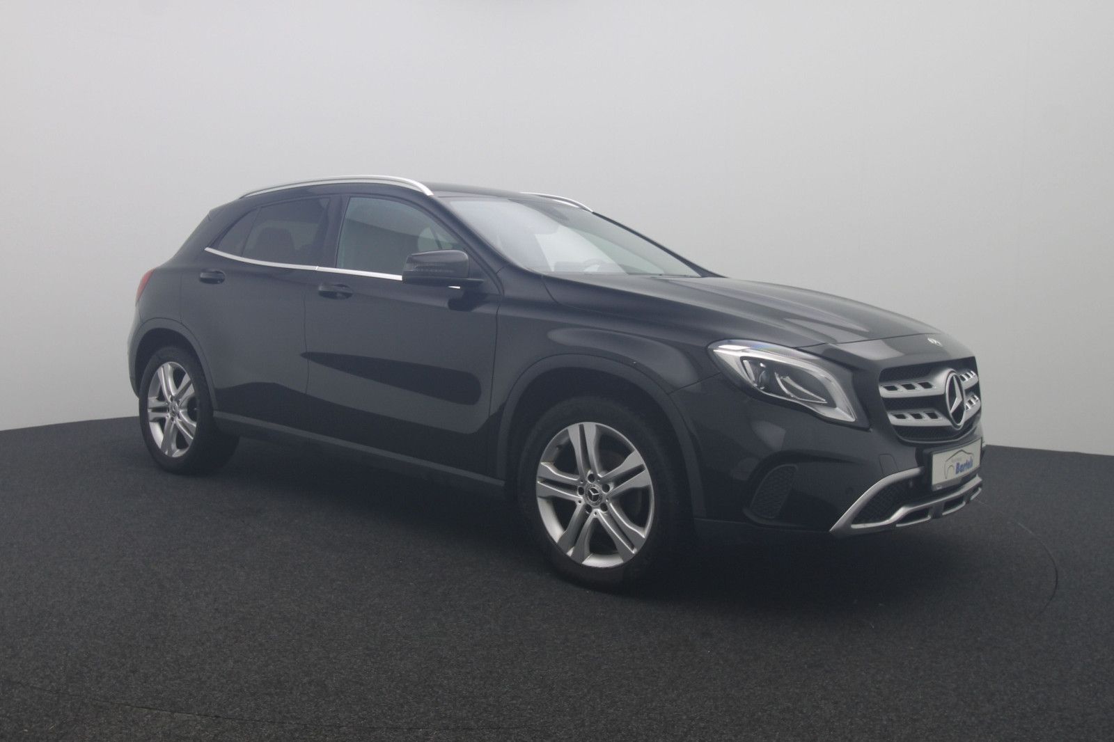 Fahrzeugabbildung Mercedes-Benz GLA 220 d 4Matic AHK NAVI KAMERA LED