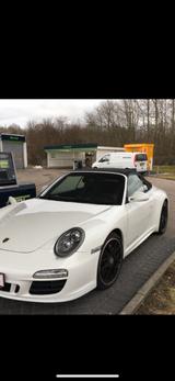 Porsche 997/2 gts4 cabriolet  - Porsche 911er Reihe mit Halbautomatikschaltung
