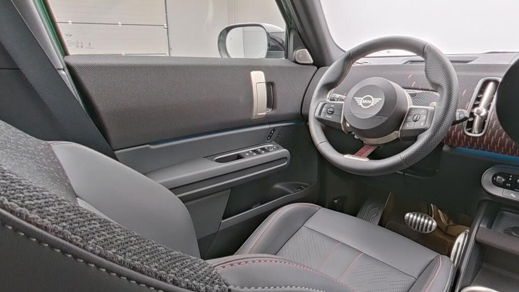 MINI John Cooper Works Countryman - Bild 11