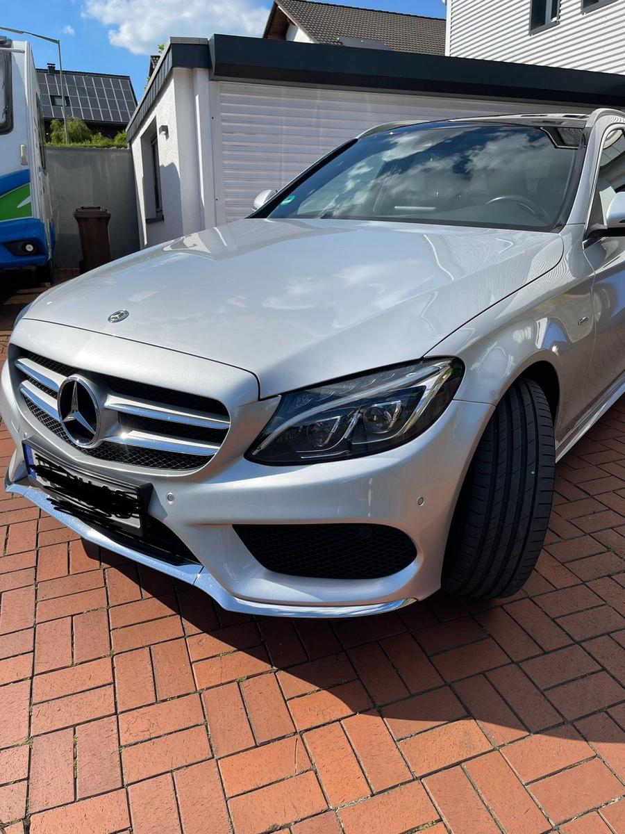 Mercedes-Benz B 220