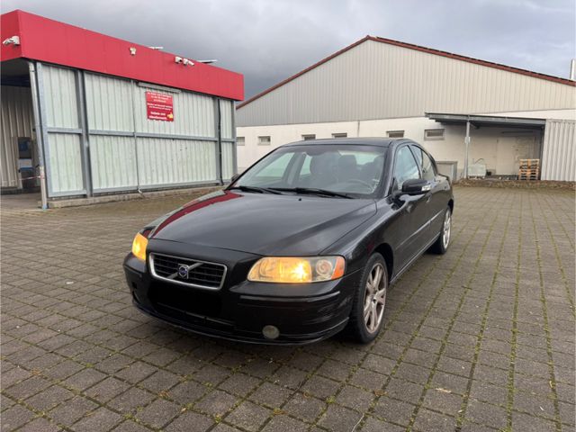 Volvo S60 Lim. 2.4 D Momentum