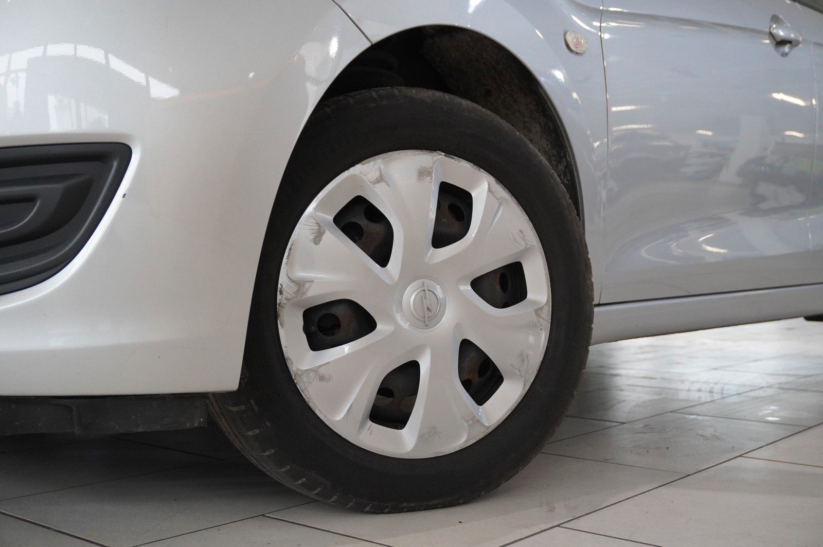 Fahrzeugabbildung Opel Karl 1.0 120 JAHRE KLIMA/USB/TEMP./RADIO/BT