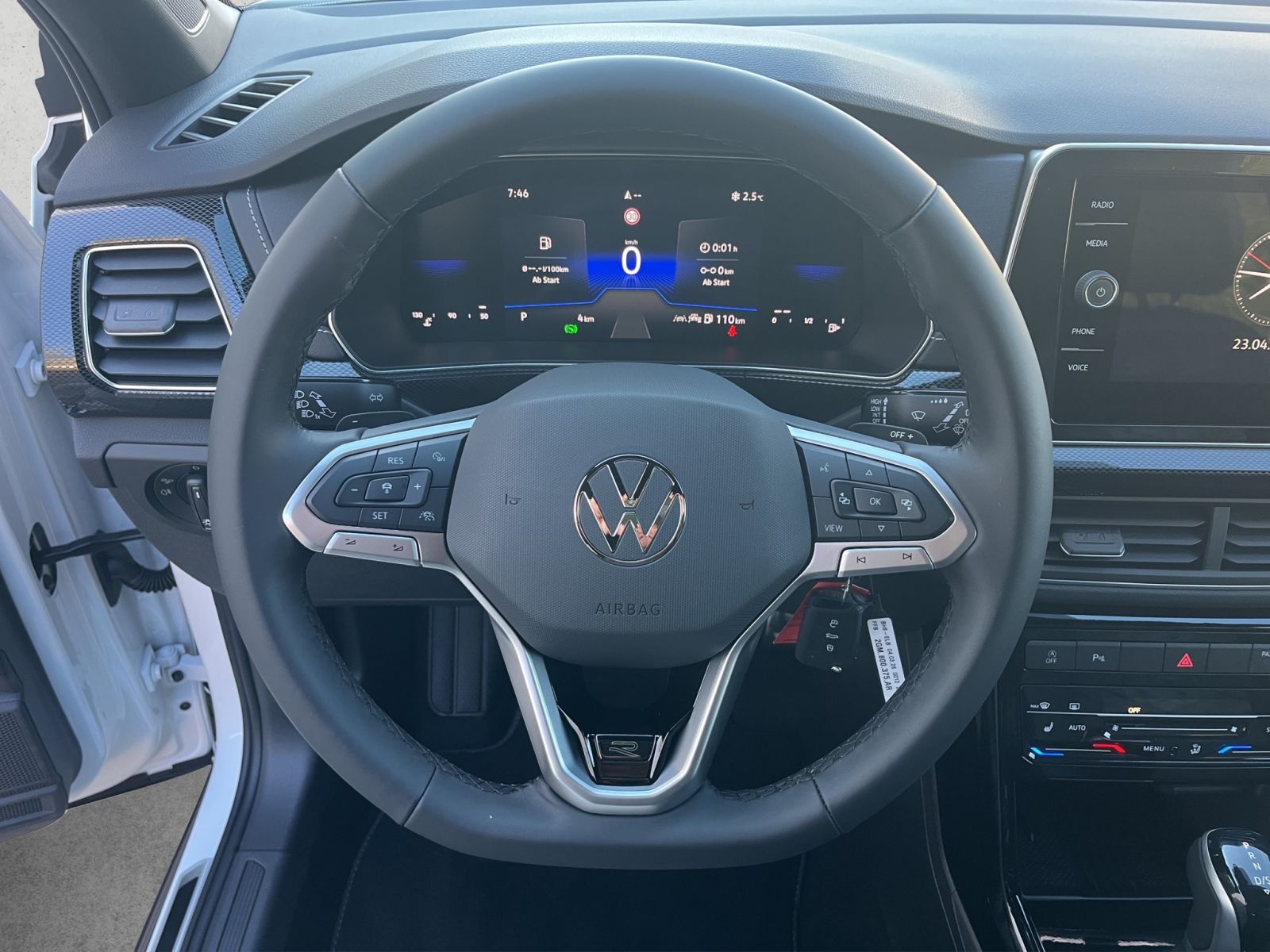 Volkswagen T-Cross - Bild 10