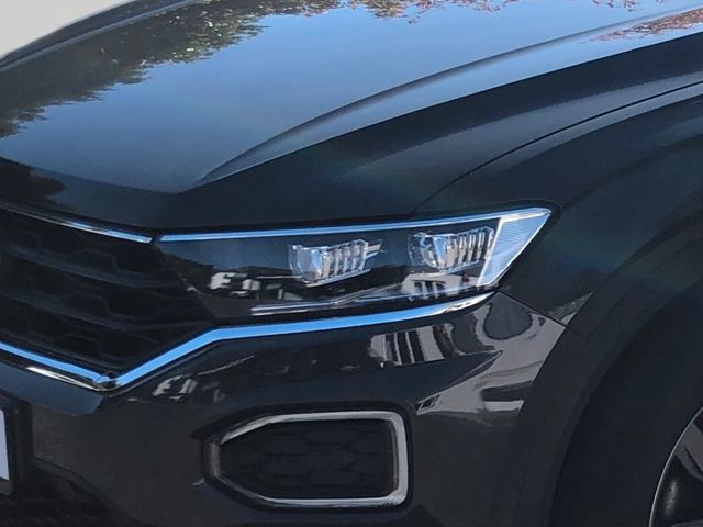 Volkswagen T-Roc 1.5 TSI Sport *Navi*LED*AHK
