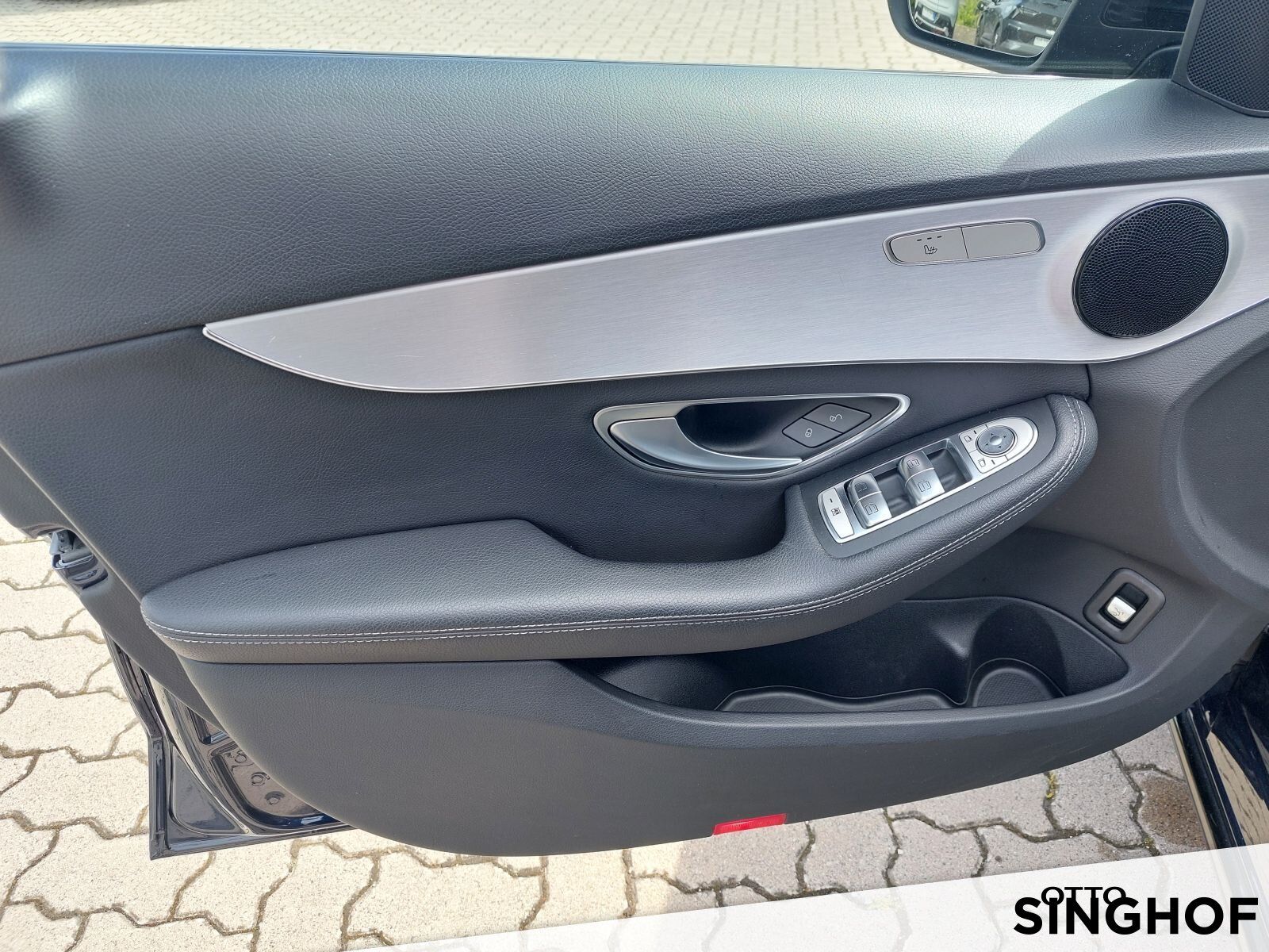 Fahrzeugabbildung Mercedes-Benz C 200 Avantgarde +4matic+LED+Night+R-Kamera+SHD+