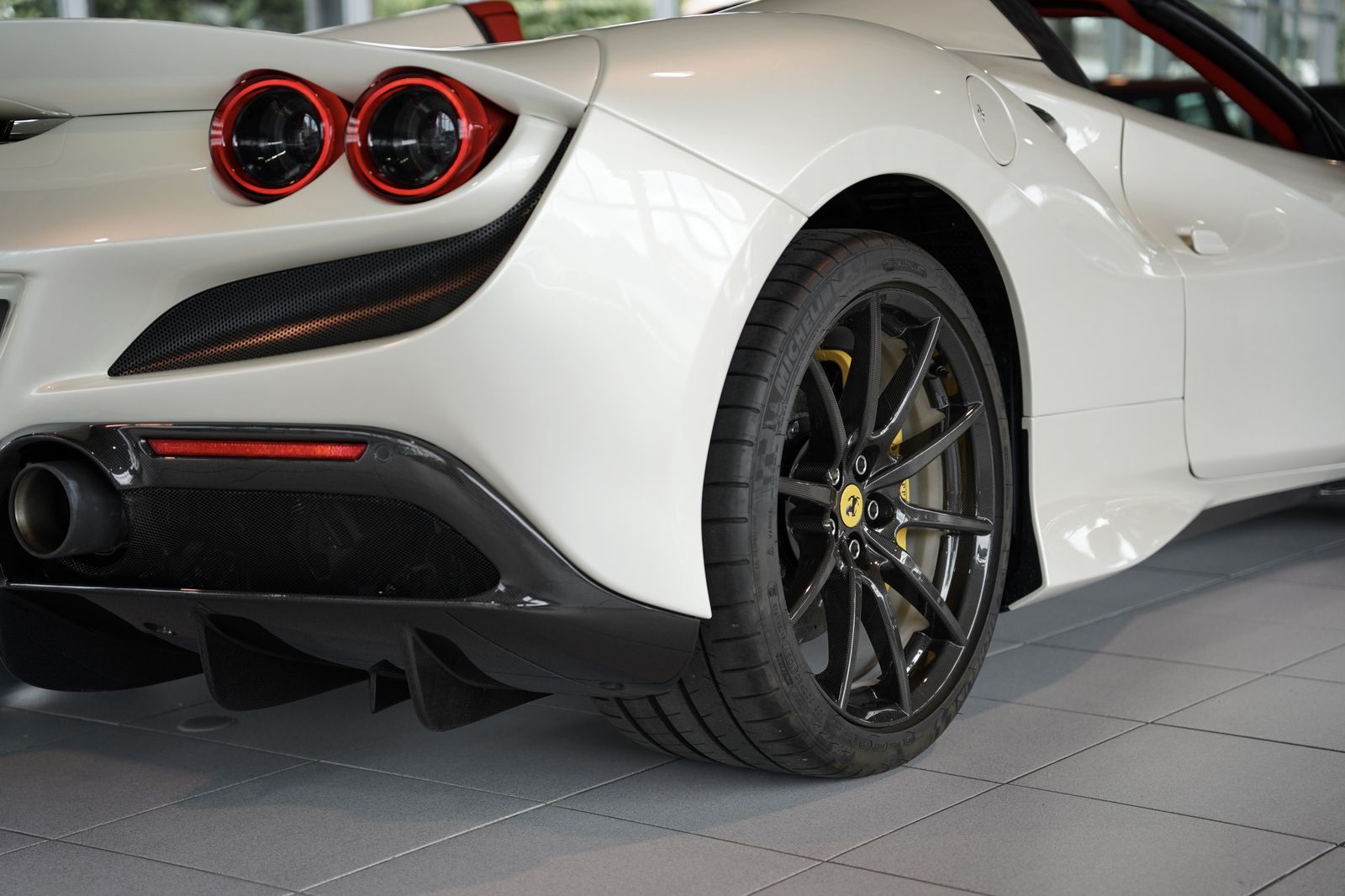 Ferrari F8