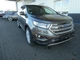 Ford Edge Titanium 4x4, Panoramadach, AHK - graue Ford Edge