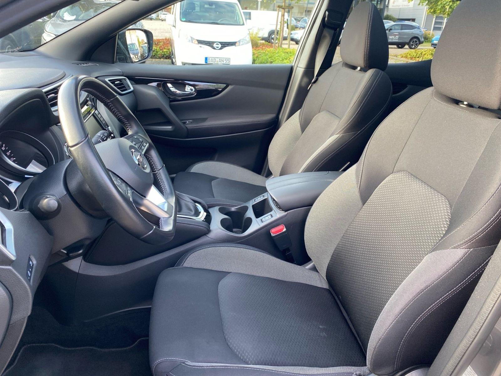 Nissan Qashqai | 1.3 DIG-T | 117 kW | N-Connecta | AHK