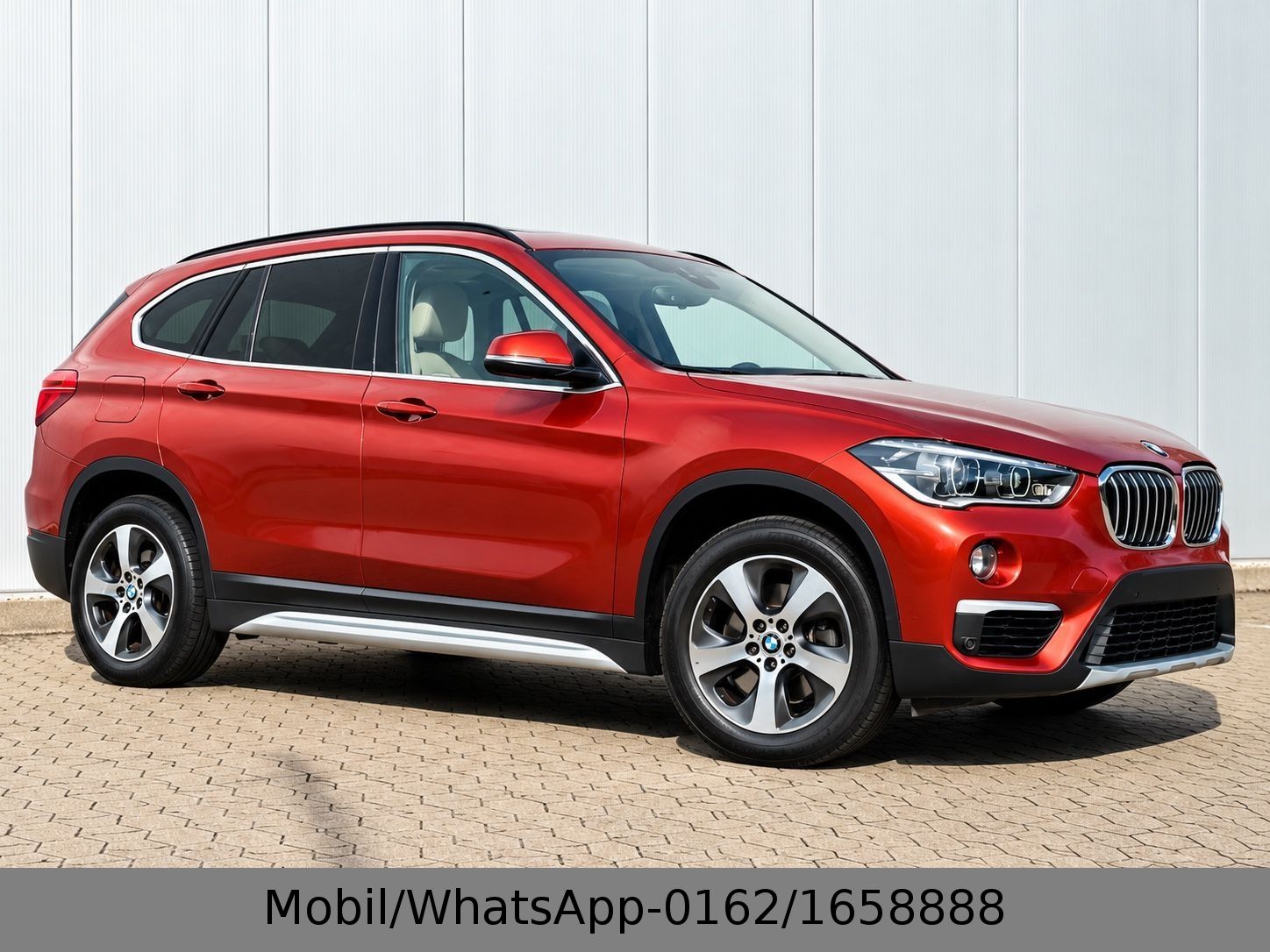 BMW X1 sDrive 20 i xLine Head-up LED Panorama foto 3