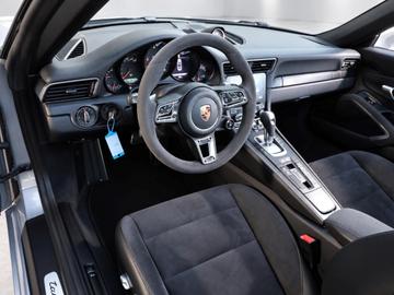 صورة مصغرة 17 لـ 2019 Porsche 991