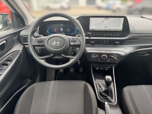 Fahrzeugabbildung Hyundai i20 FL (MY25) 1.2 Benzin (79 PS)  Select Navi Ap
