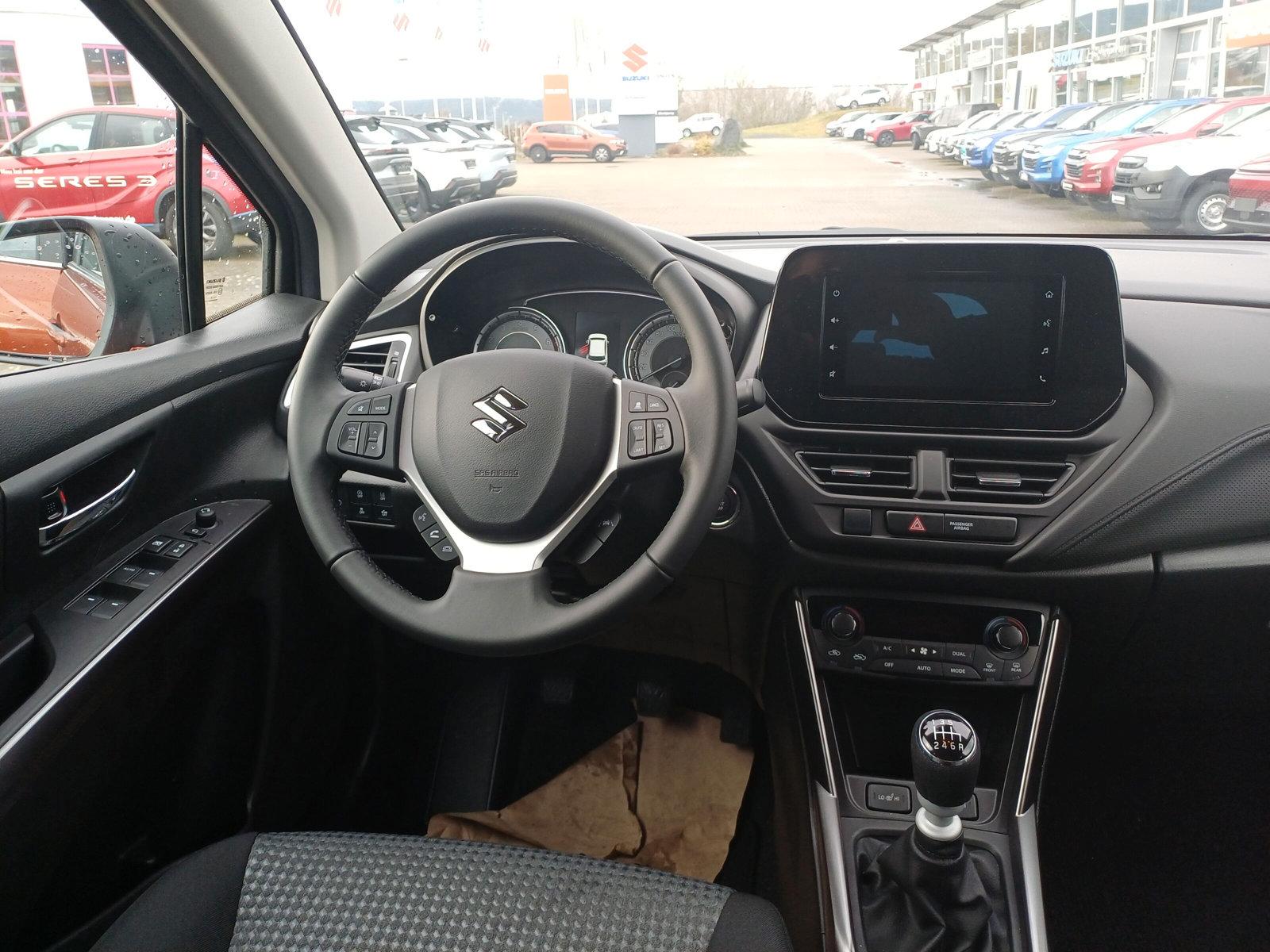 Suzuki S-CROSS 1.4 COMFORT ALLGRIP HYBRID