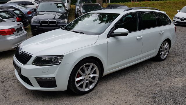 Skoda Octavia Combi 2.0 TDI RS Leder&St.Heiz&AHK