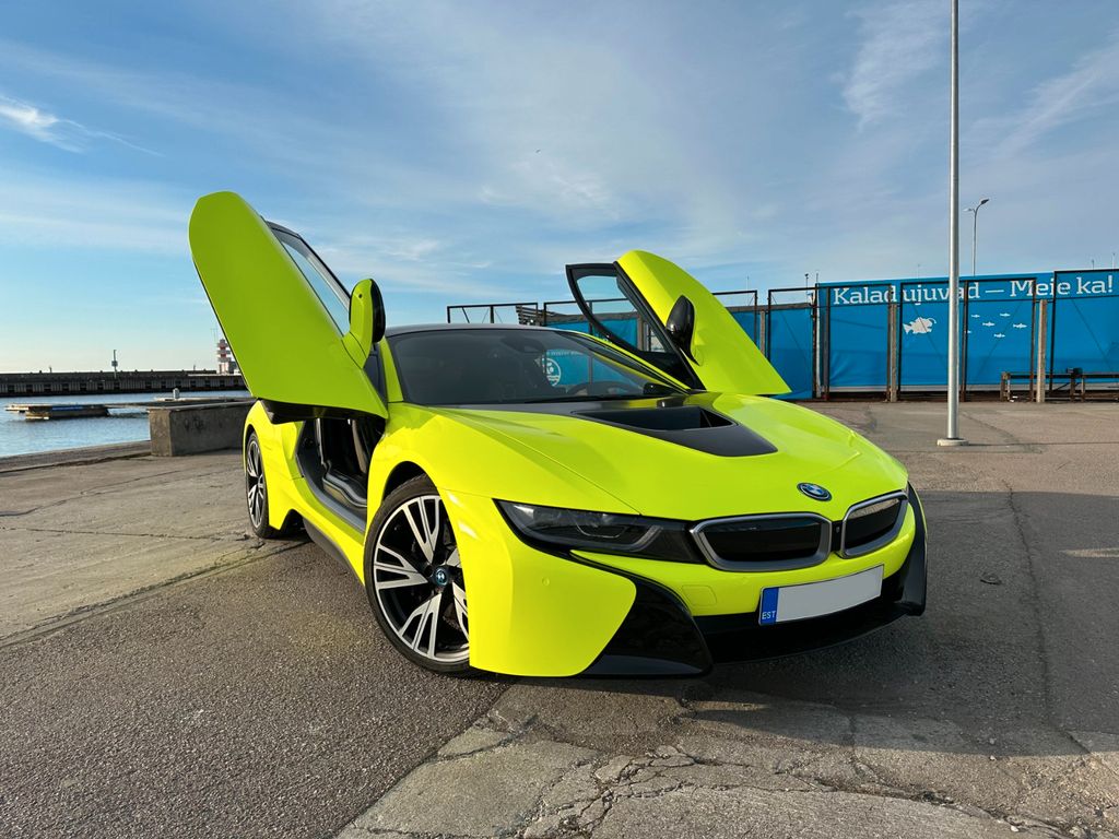 BMW i8
