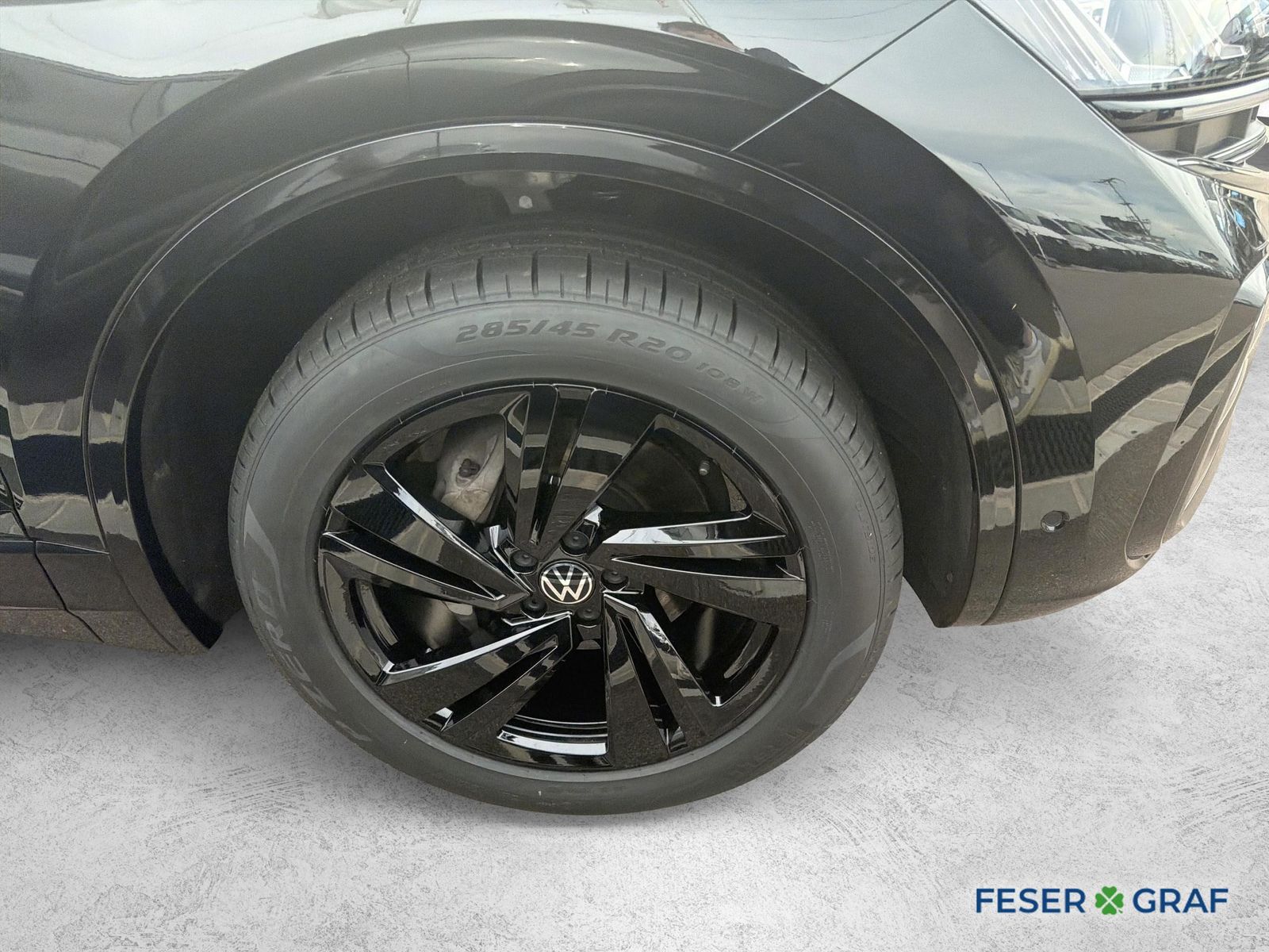 Volkswagen Touareg R-Line 3.0 TDI 4MOTION tiptronic 231PS foto 4