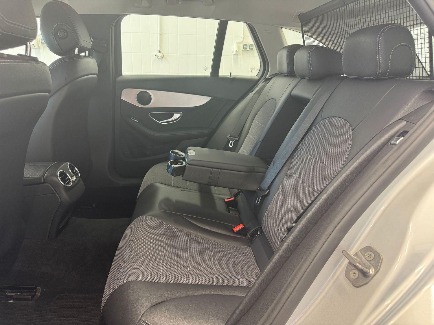 Mercedes-Benz C 180 CGI T Avantgarde LED Automatik 