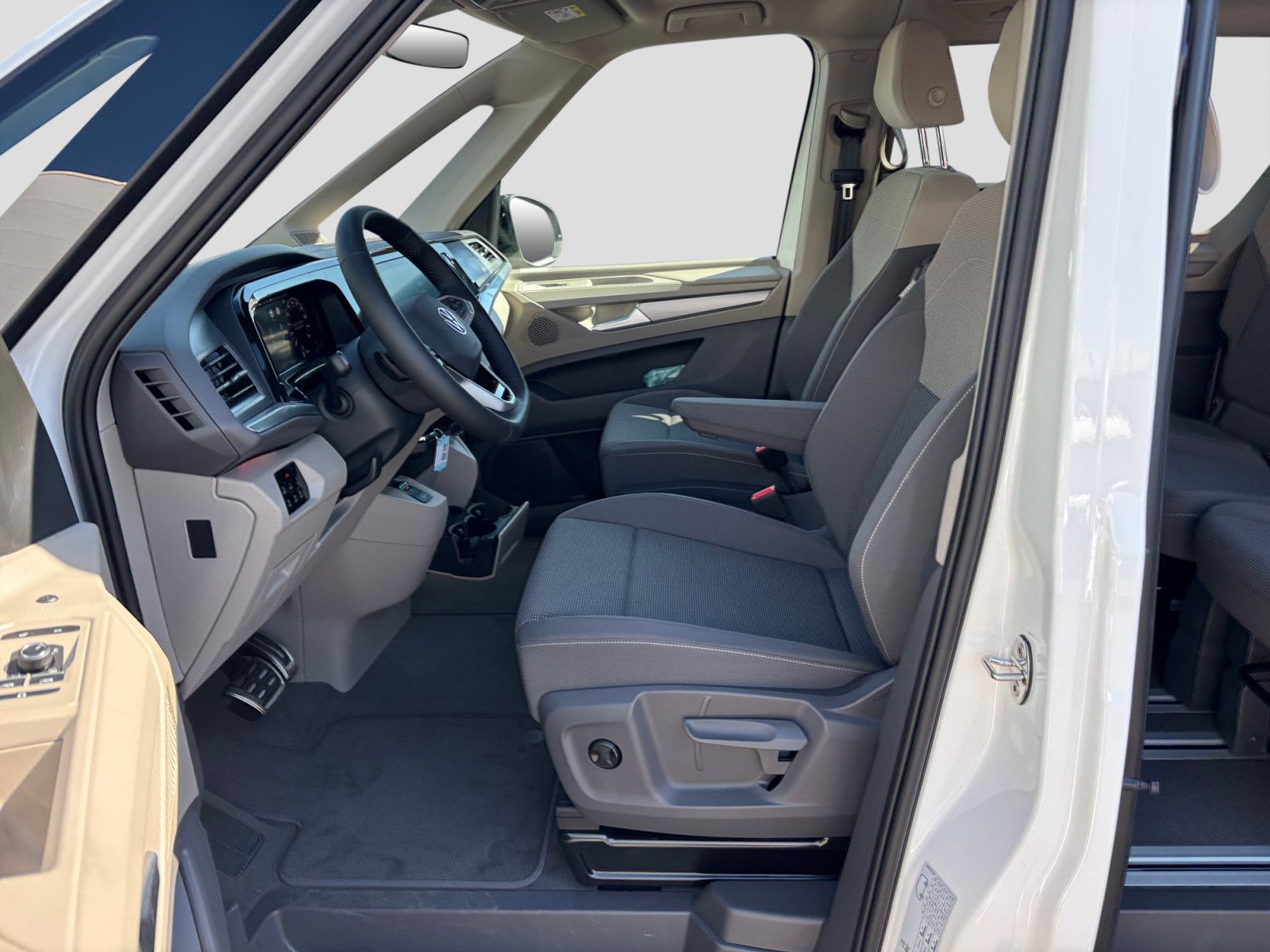 Volkswagen T7 Multivan - Bild 10