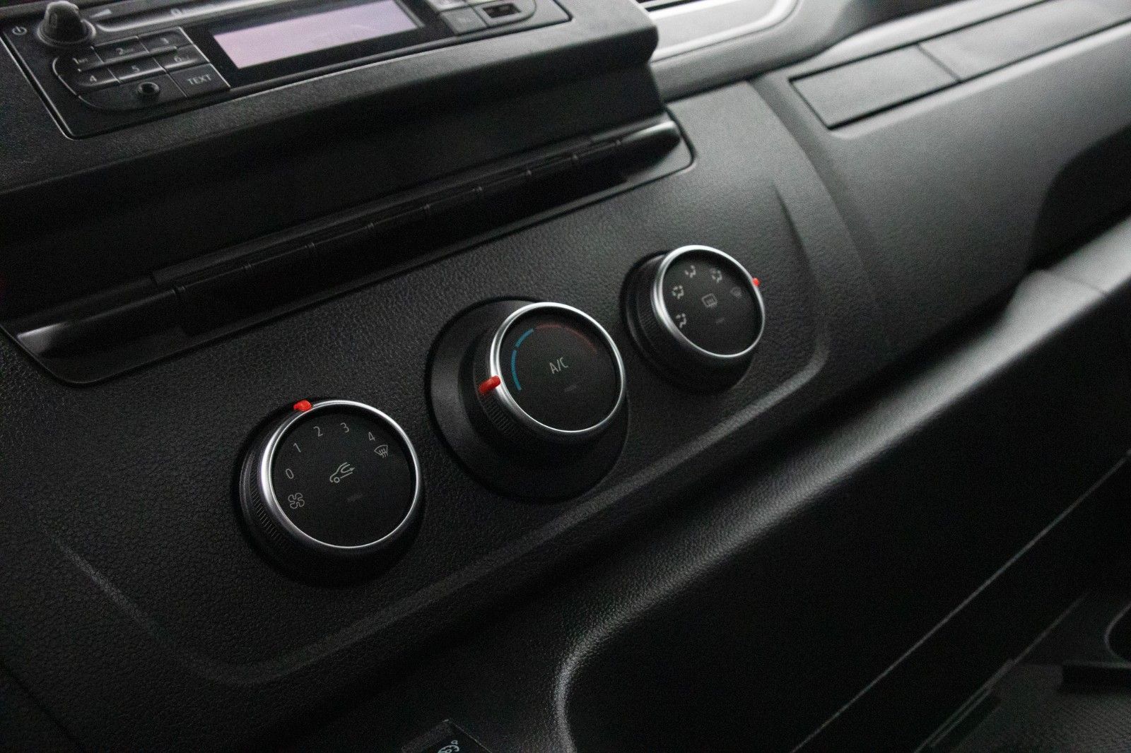 Fahrzeugabbildung Renault Master Energy dCi 145 L3H1