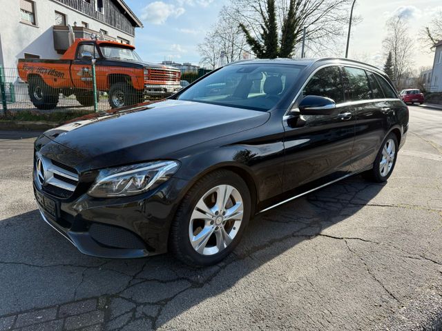 Mercedes-Benz C 350e T /AIRMATIC / Avantgarde /Navi / LED