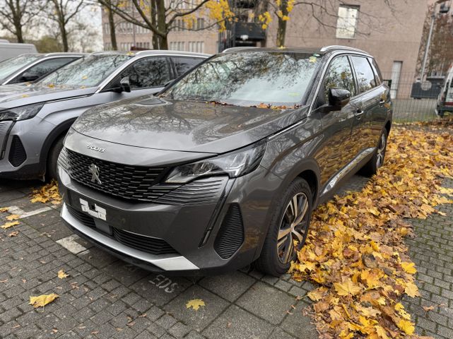 Peugeot 5008 1.5 HDI Allure Pack EAT8 7-Si-Navi+LED+R-Ka