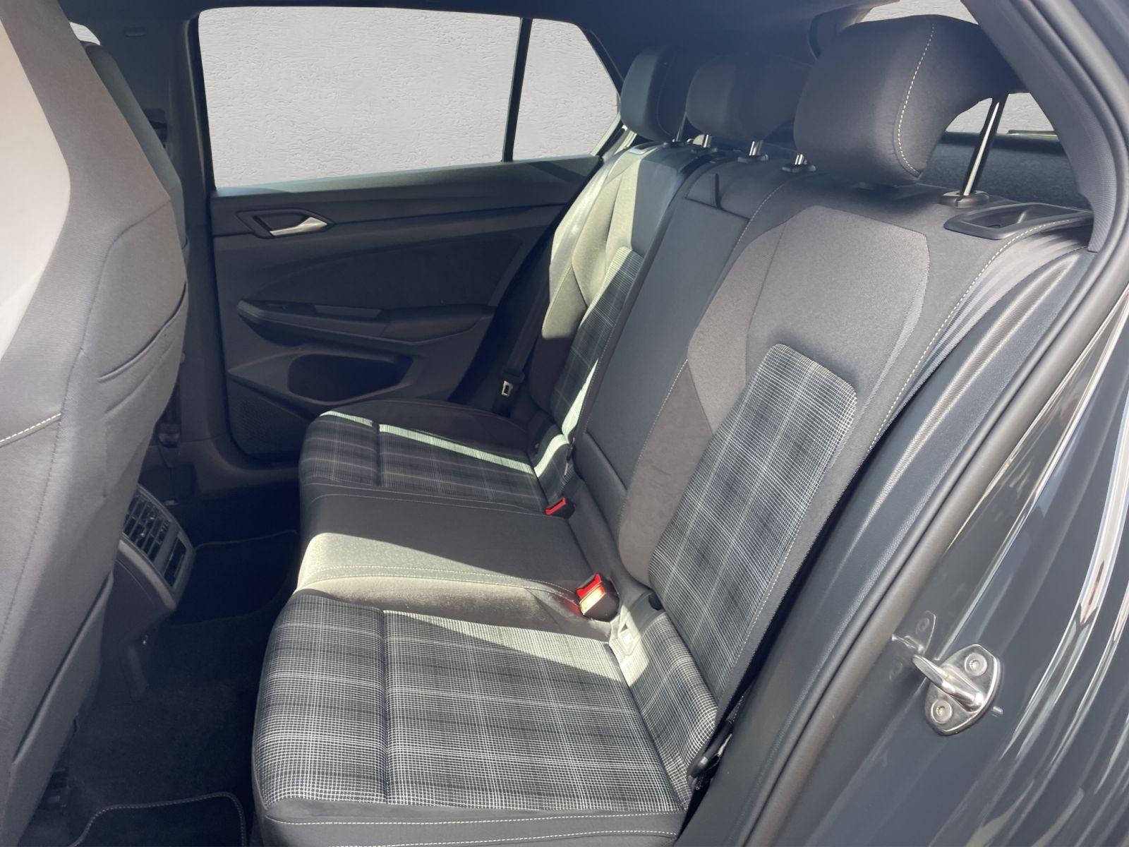 Volkswagen Golf VIII GTD 2.0 TDI DSG ACC/LED/Navi, миниатюра 18