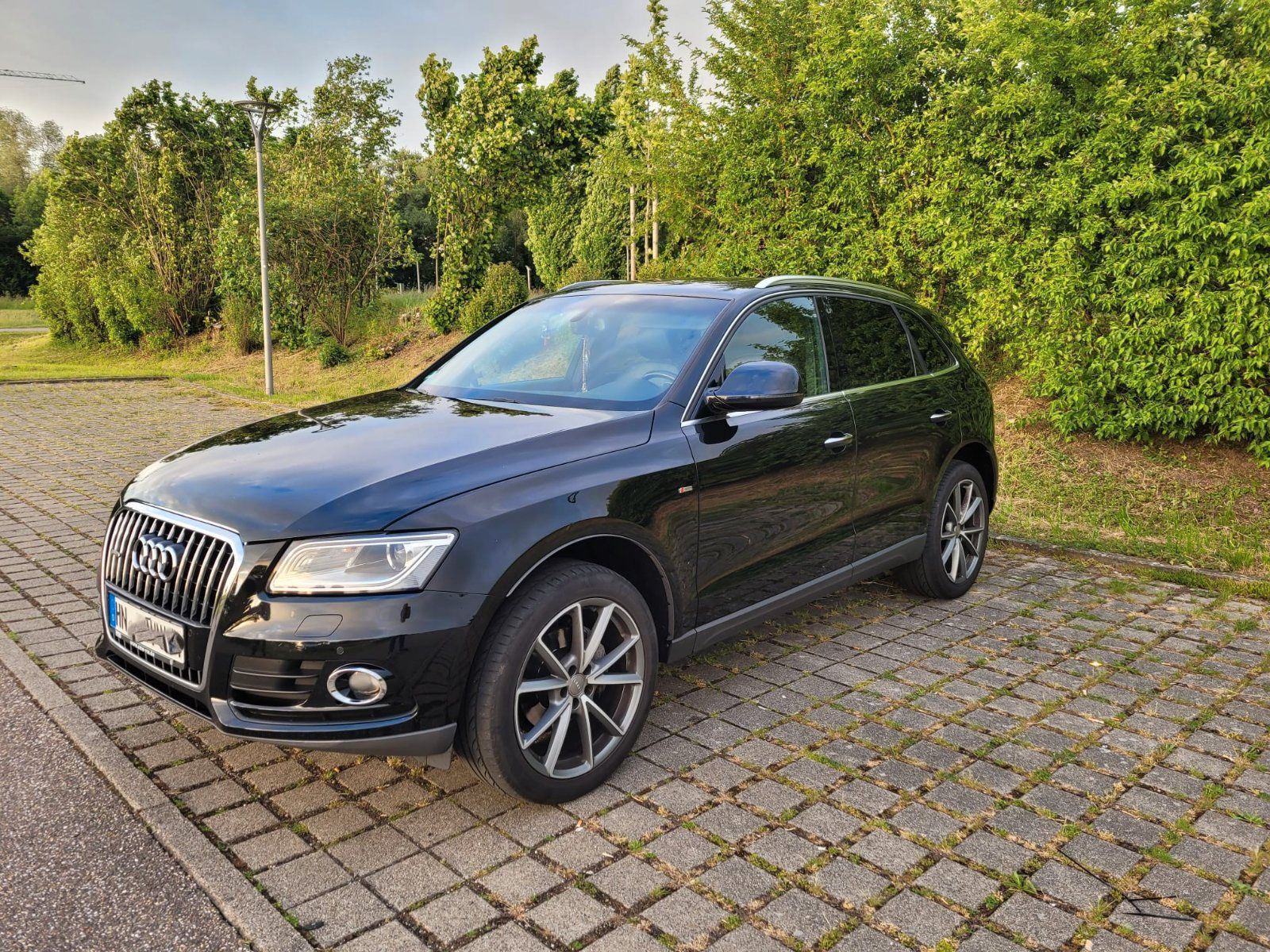 AUDI Wir verkaufen unseren treuen AUDI Q5 2.0 T...
