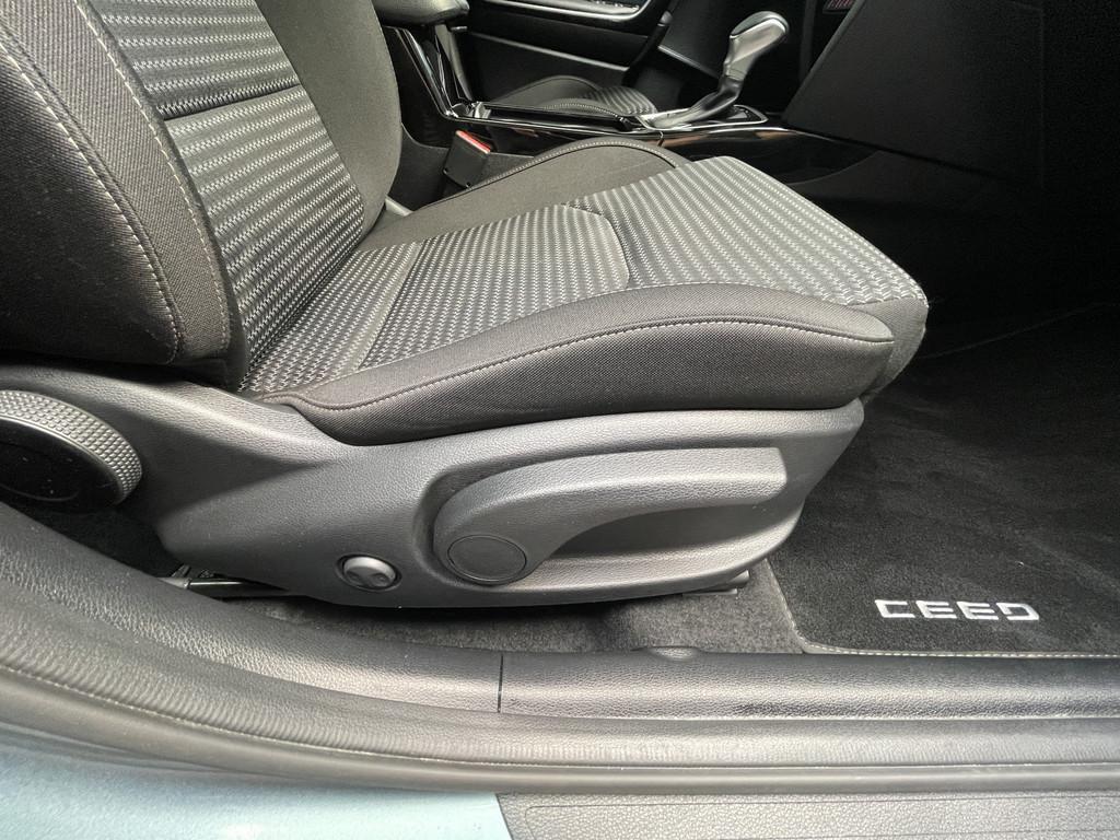 Kia Ceed SW 1.5 T-GDI DCT Spirit
