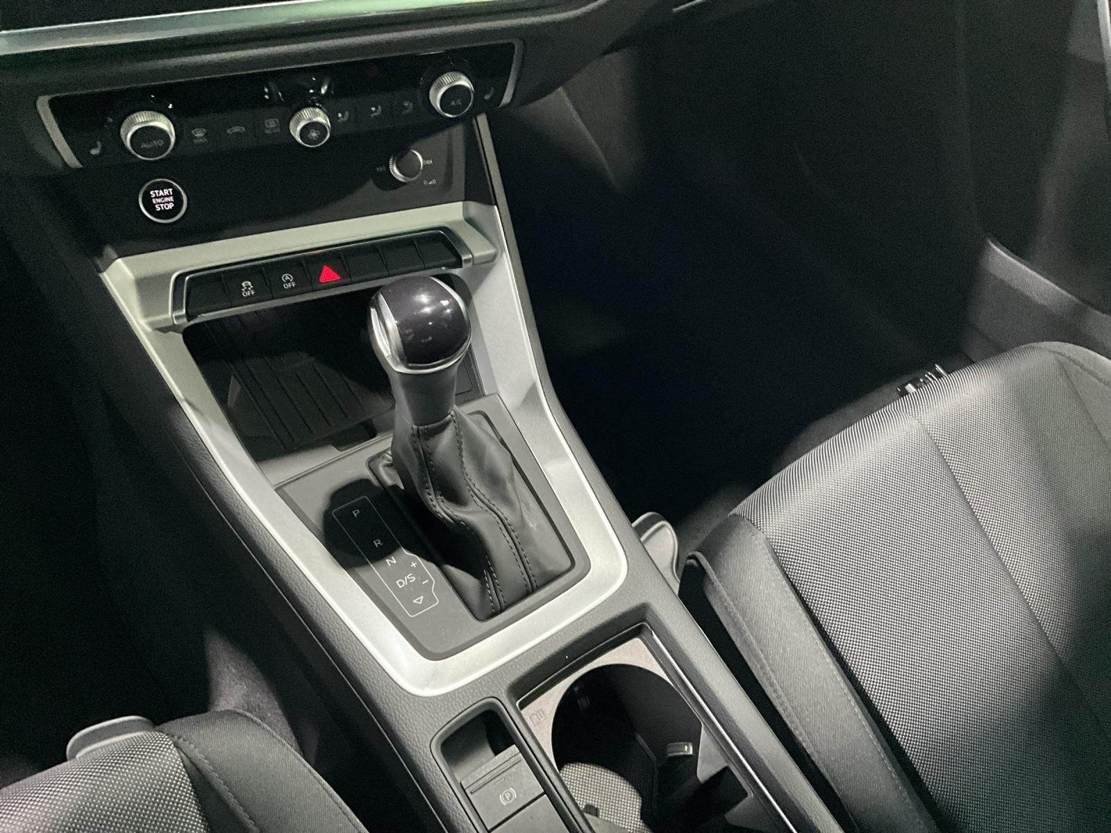 Audi Q3 35 TFSI S line*LED*Pano*DAB*Keyless* foto 14
