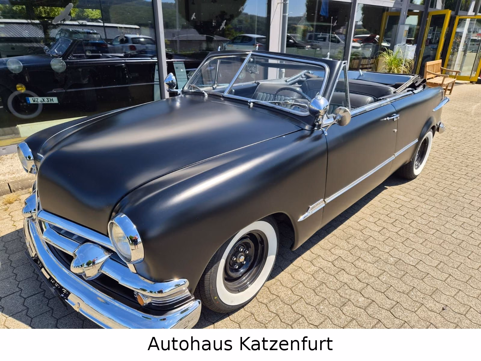 Ford Shoebox Custom Eight Convertible Coupe/#28
