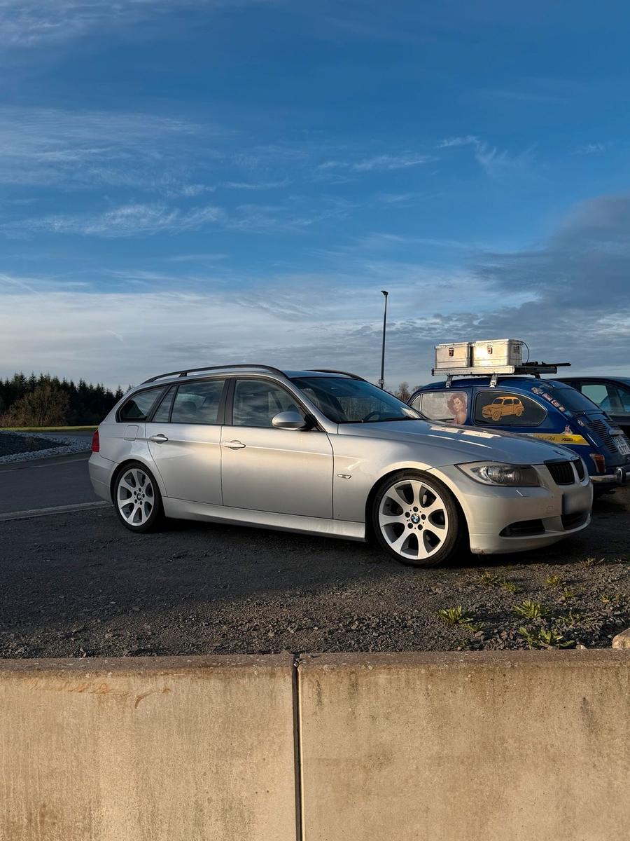 BMW 320 2006 — photo 6