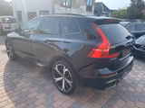 Volvo XC60 B4 Plus Dark 2WD R-Design Kamera, Leder - Volvo XC60: R Design