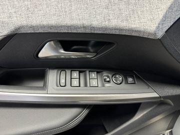 Peugeot 5008 Hybrid 145 GT Exclusive AHK7-Sitze360 Kam