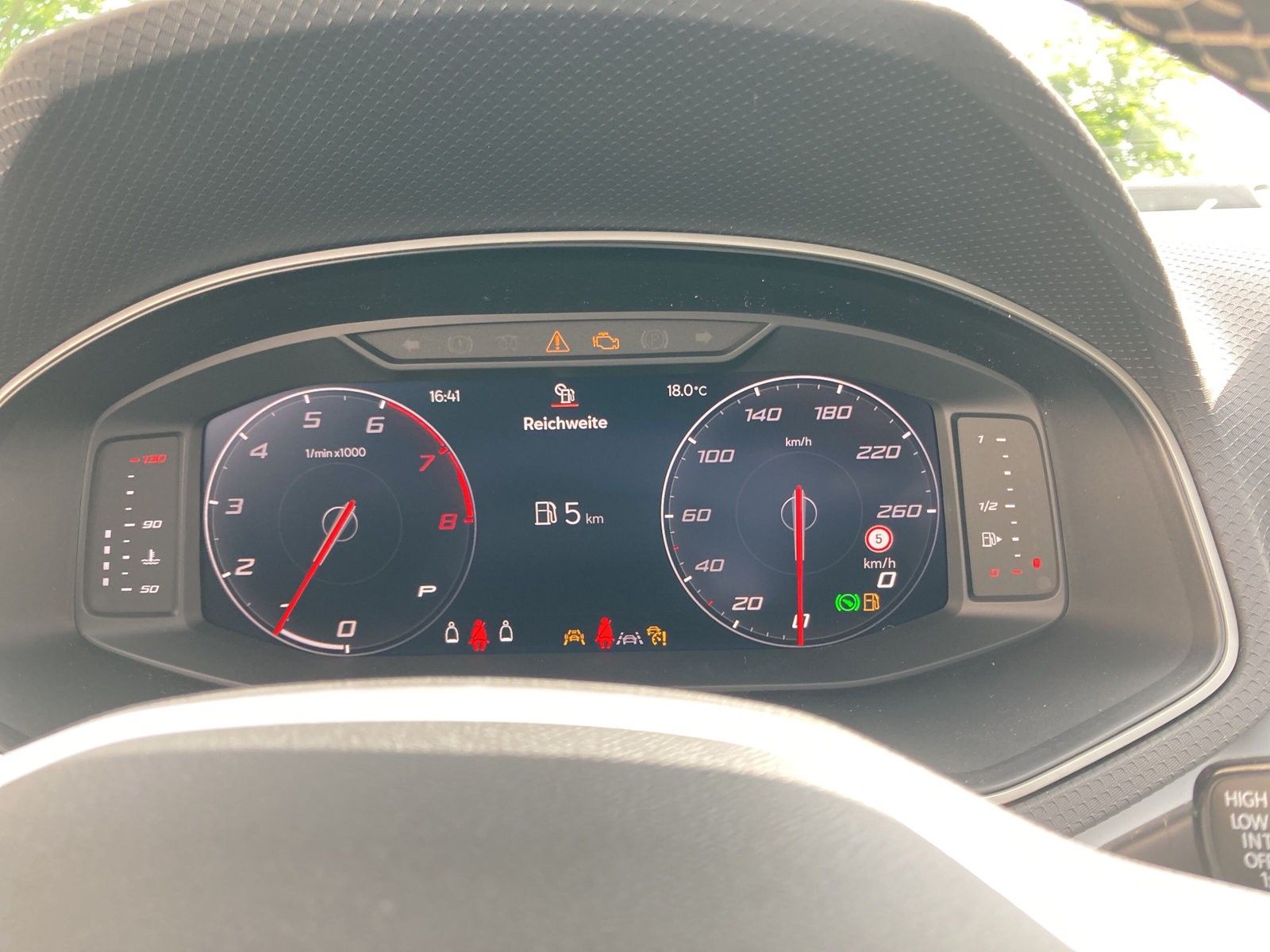 SEAT Ibiza Style Edition 1.0 TSI DSG 85kW/115PS - Image 10