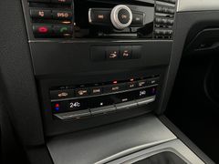 MERCEDES-BENZ E 250 CDI / NUR 114.tKM /ADAPT.XEN / GARANTIE / MERCEDES-BENZ E 250 CDI / NUR 114.tKM /ADAPT.XEN / GARANTIE /