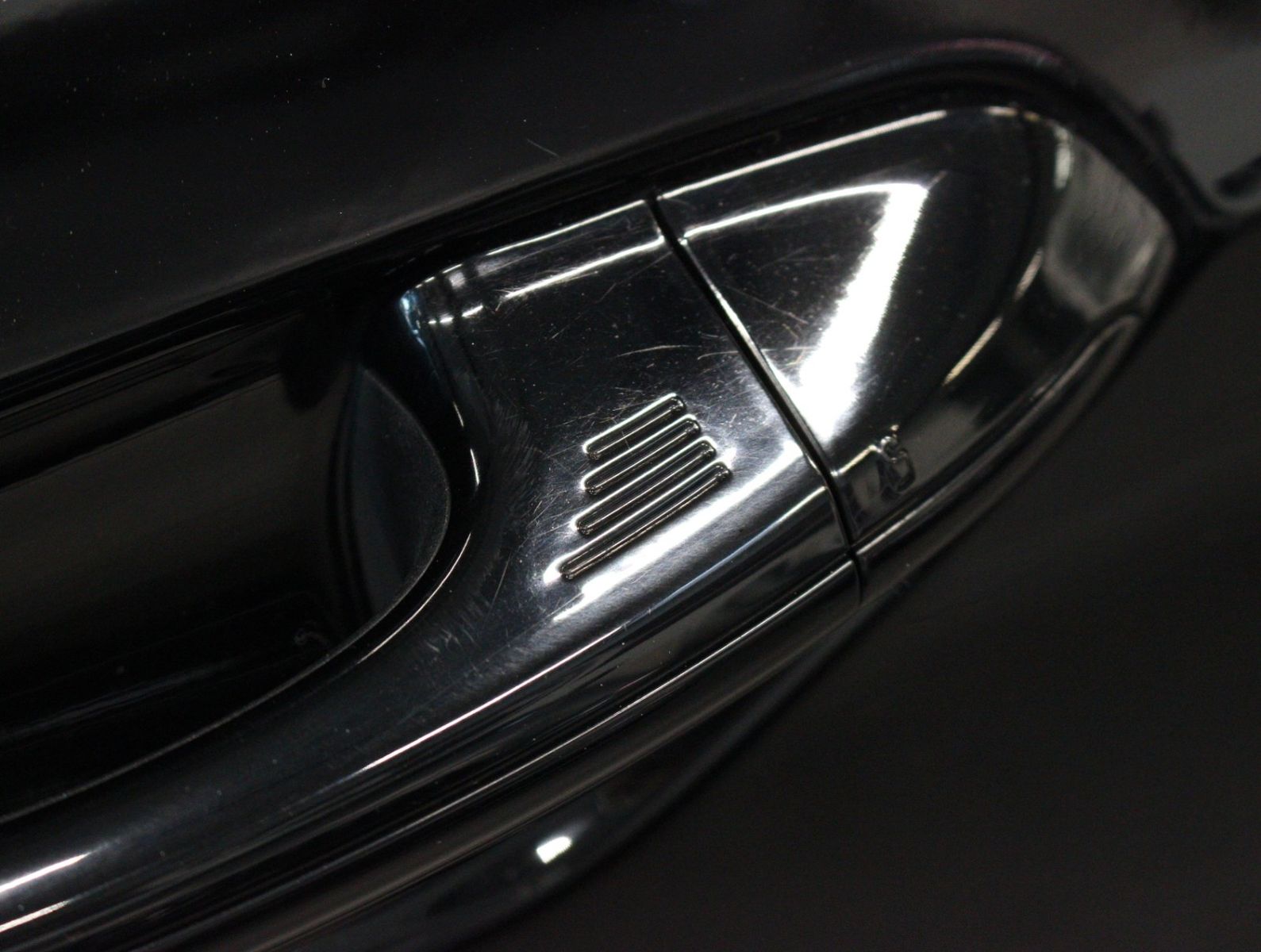 Fahrzeugabbildung Ford S-Max 2,0 EcoBlue *Tinanium
