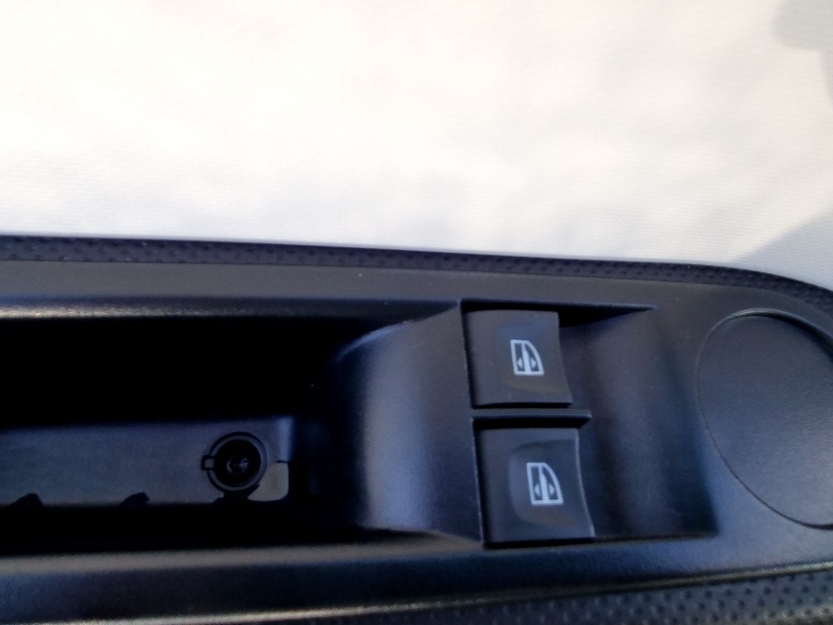 Fahrzeugabbildung Renault Twingo LIMITED 2018 TCe 90