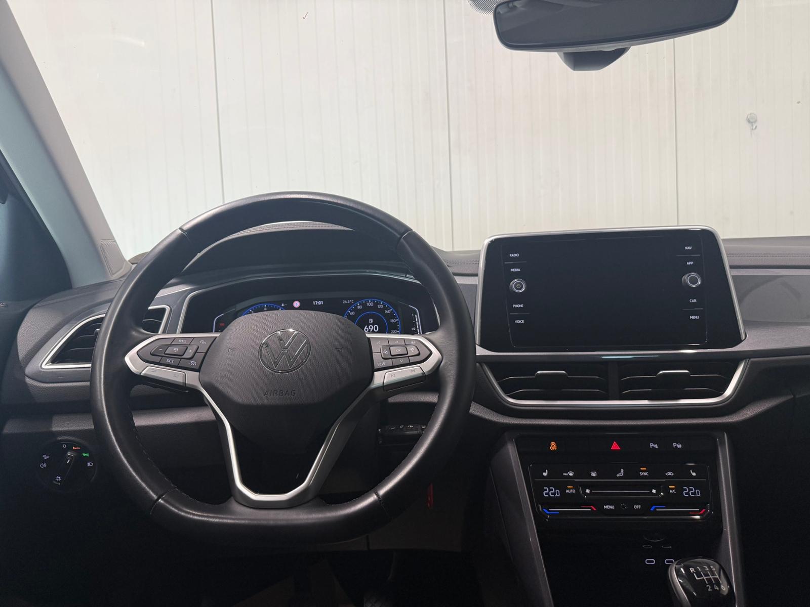 Volkswagen T-Roc Style 1.5 TSI IQ.LIGHT NAVI ACC, миниатюра 11