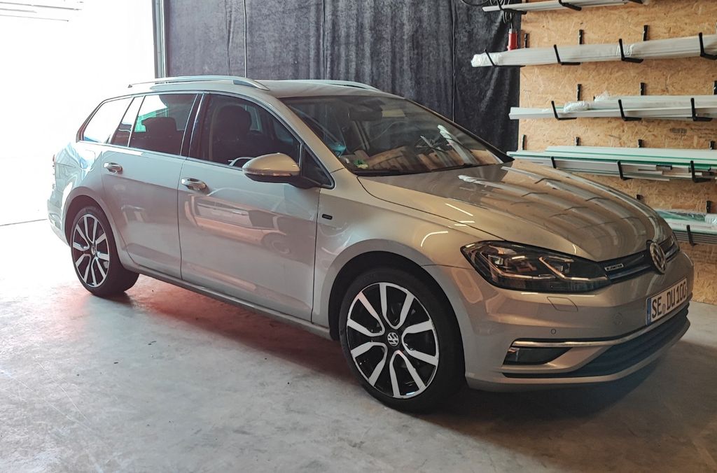 Image of Volkswagen Golf